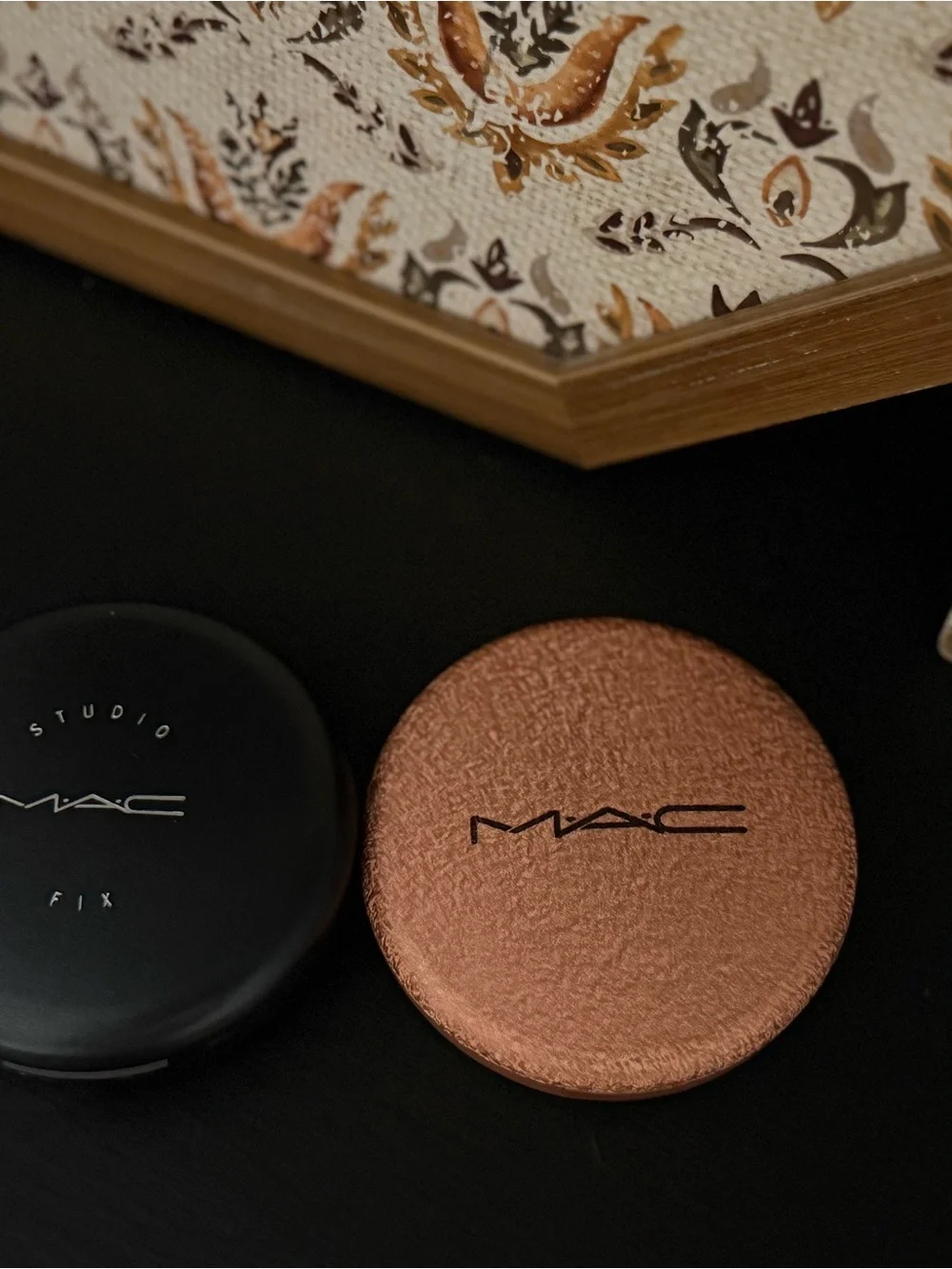 MAC Cosmetics Shimmering Copper Highlighter Compact